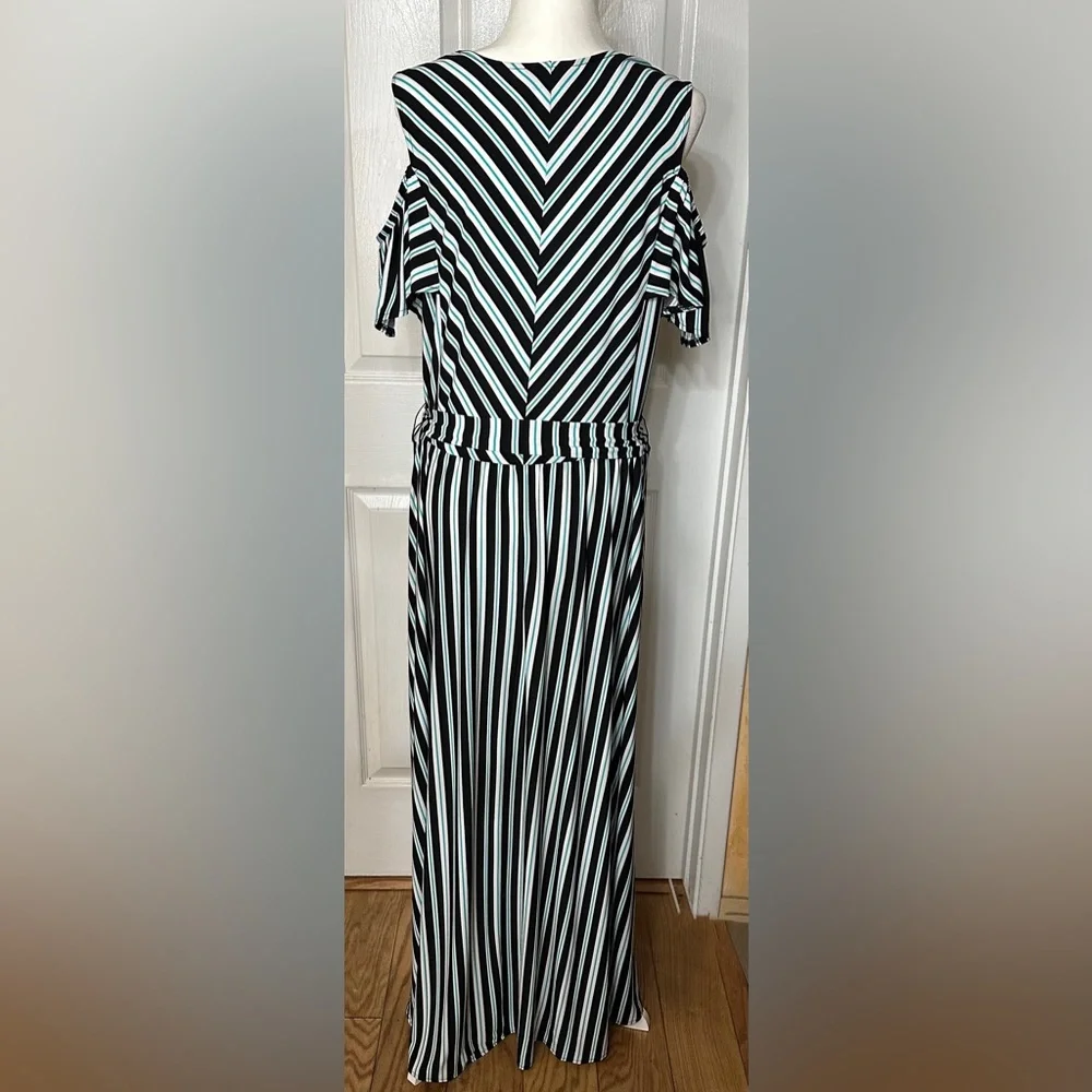 Lane Bryant dress green white black cold shoulder sleeve maxi v-neck Size 18 20 - Picture 6 of 11